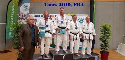 KurzReinholdTours2CFRA2019_t400.jpg